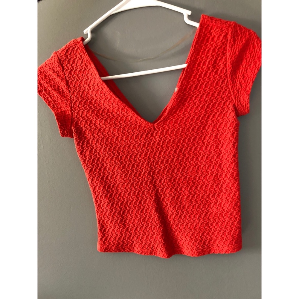 SO RED CROP TOP SMALL